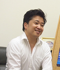 中井 亮一