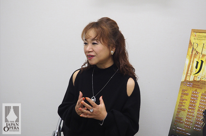 佐藤美枝子氏